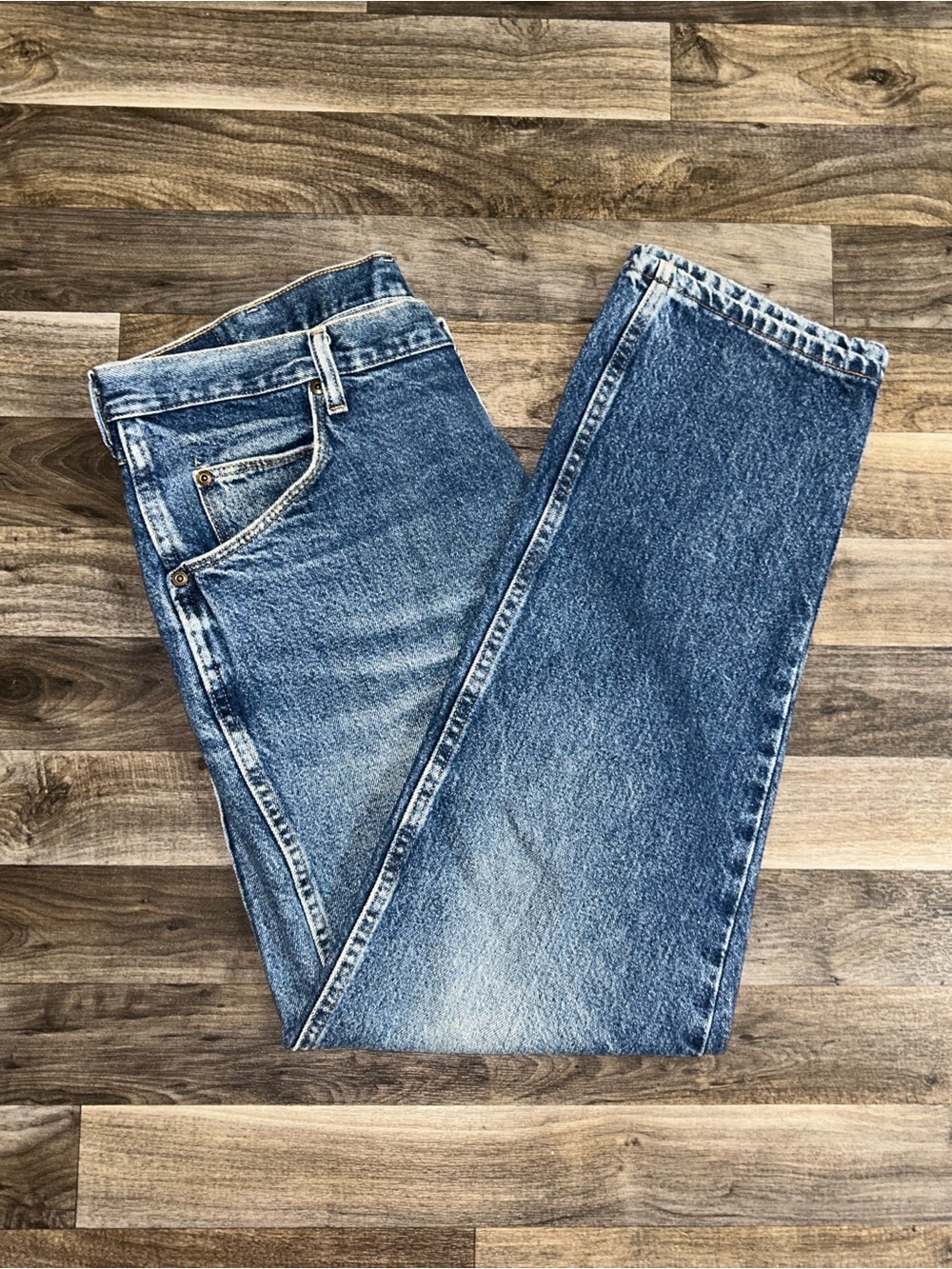 Wrangler Authentic Jeans Men’s 38 Regular Fit Straight Leg Stonewash Denim